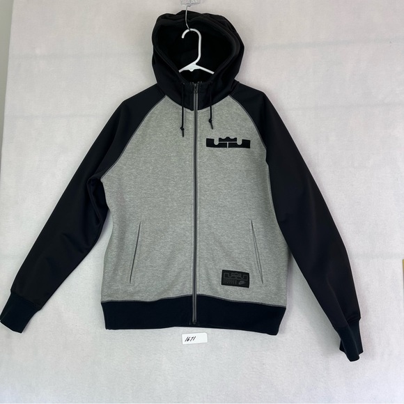 Nike LeBron “Crown” Hoodie Size:M